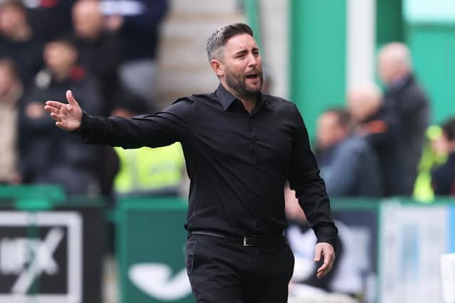 Hibs boss Lee Johnson during the club's Premiership clash with Rangers. (Photo by Alan Harvey / SNS Group)
