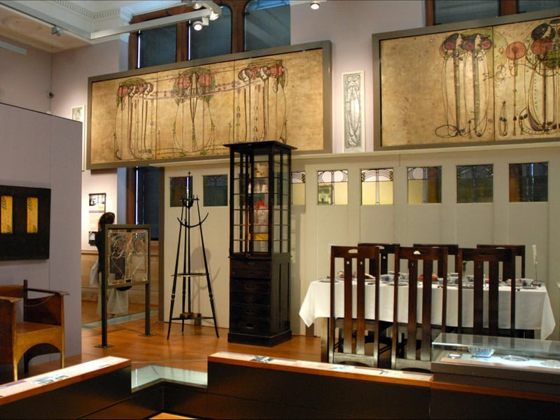 In their 2023 article, People Make Glasgow said that Kelvingrove is another “place to view a fantastic collection of Mackintosh objects and furniture…” It includes a variety of pieces that encapsulate the ‘Glasgow Style’ movement.