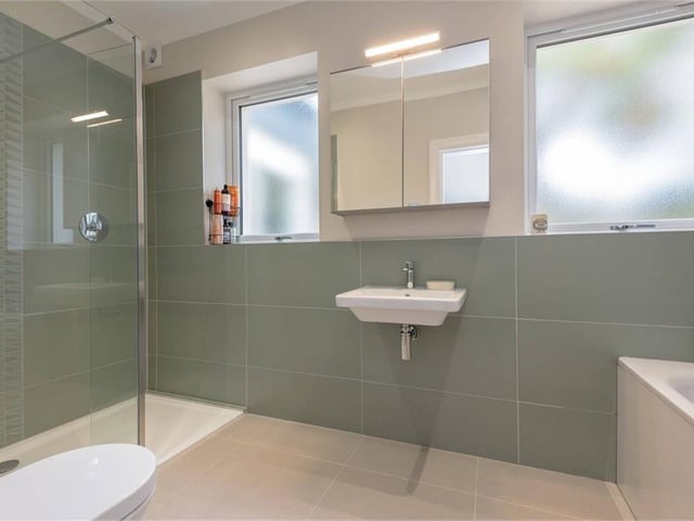 Family bathroom.