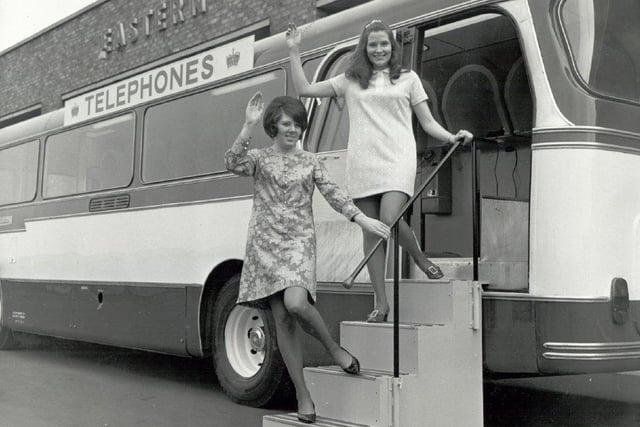 If althletes wanted to call home they could use the Commonwealth Games Telephone Bus.