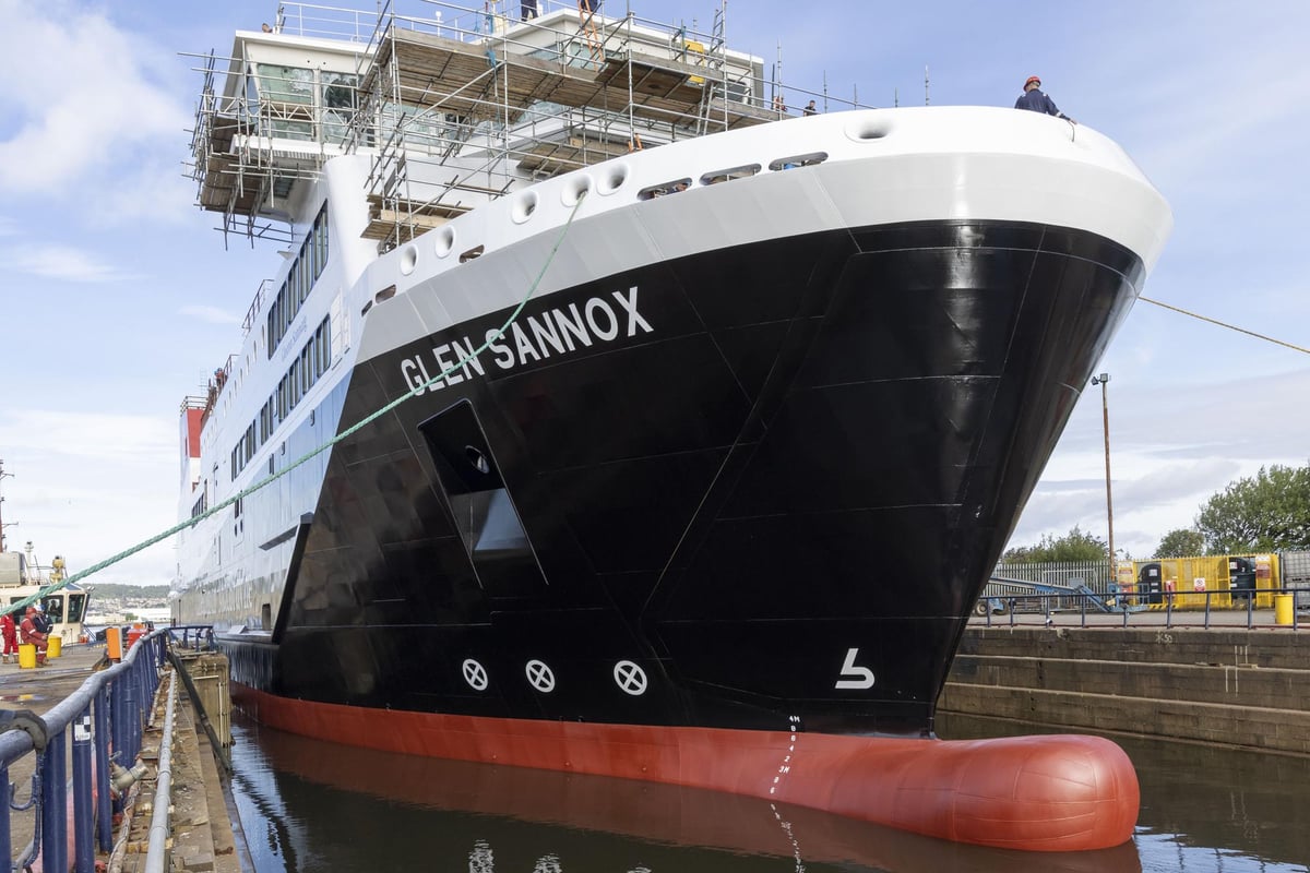 Ferguson Marine ferries for CalMac delayed yet again and now three times over budget