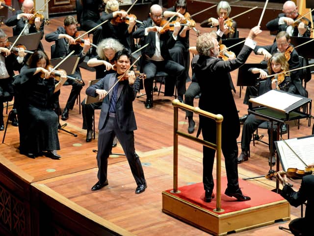 Ray Chen performs with the RSNO
