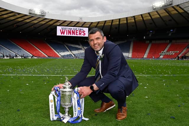 Callum Davidson shows off the Scottish Cup.