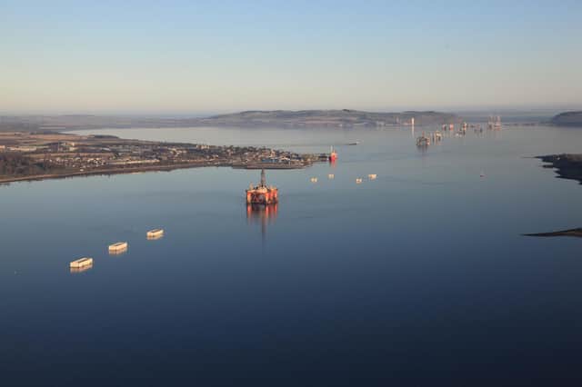 The Port of Cromarty Firth’s deep waters, established facilities, location at the end of the gas grid and close proximity to large amounts of renewable energy make the it ideally suited to host the green hydrogen hub