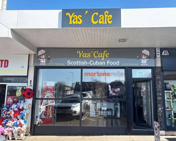 Yas' Cafe