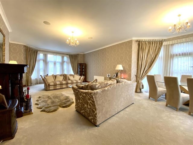 Lounge.