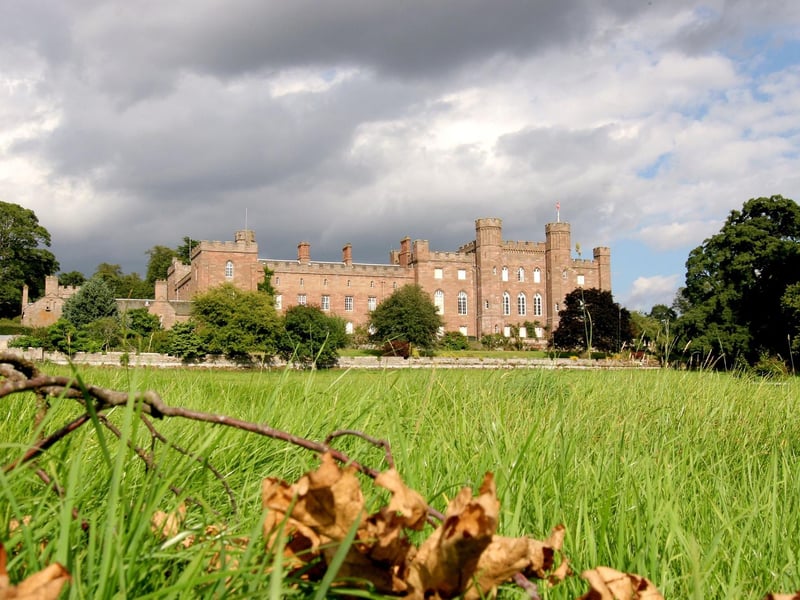In 1437, Scone was replaced by Edinburgh as the capital. In the Middle Ages, Scone was an important royal centre and – unsurprisingly – to this day Scone Palace is a popular tourist attraction.