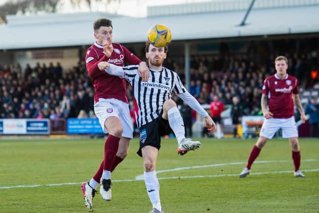 Arbroath's Michael McKenna (L) and Dunfermline's Joe Chalmers. (Photo by Mark Scates / SNS Group)