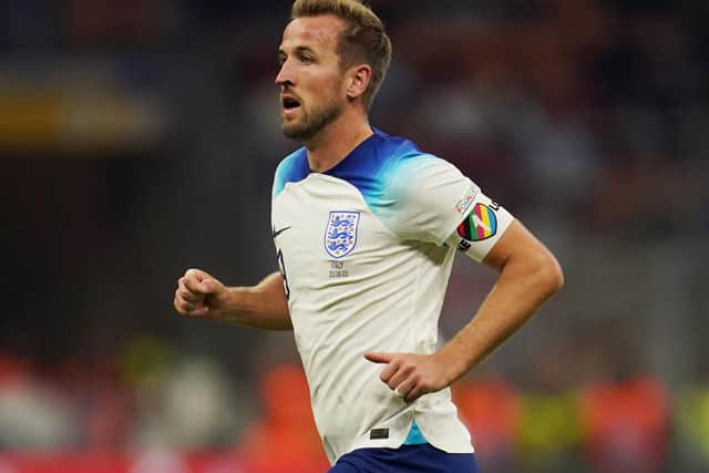 Harry Kane with the One Love armband.