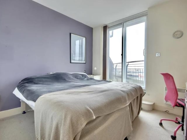 This two bedroom flat in Gunwharf Quays is on sale for £995,000. It is listed by Finest exclusively by Bernards.