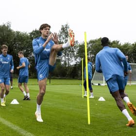 Sam Lammers has signed a three-year deal after joining from Atalanta.