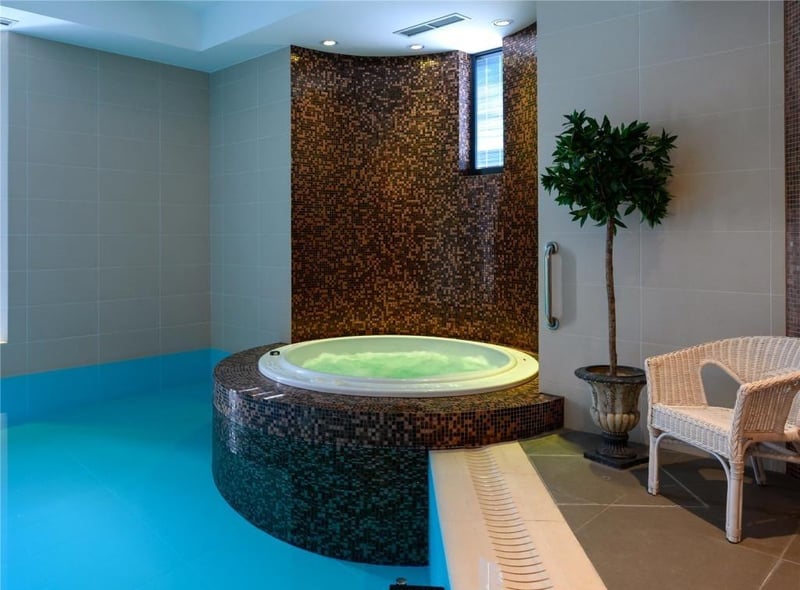 Skimmer spa.