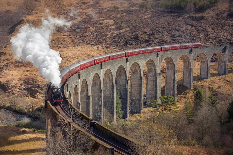 This viaduct runs 100ft above the ground and it extends over 1,000ft, it is also the location where the iconic shot of the Hogwarts Express is taken in the Harry Potter movie franchise. If you want to be a part of the magic then you can actually get a ticket for the train that passes by here which is called The Jacobite.