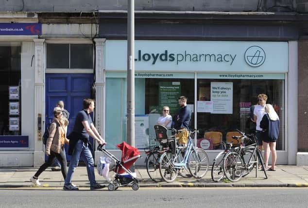 Physical distancing on Bruntsfield Place in Edinburgh. Picture: Sustrans Scotland/Colin Hattersley.