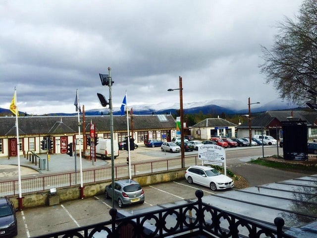 According to reviewers, the best value accomodation in the tourist town of Aviemore is the Cairngorm Hotel. With all the facilities and attractions of Aviemore on your doorstep you'll never be stuck for something to do, and the Cairngorm Mountain ski slopes are just a 25 minute drive away. Rooms start at £69 per night.