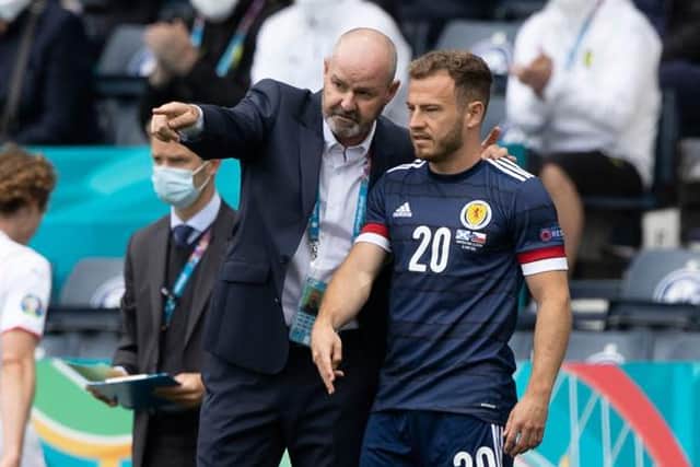 Scotland's manager Steve Clarke gives instructions to substitute Ryan Fraser during Scotland v Czech Republic at Euro 2020. (Photo by Craig Williamson / SNS Group)
