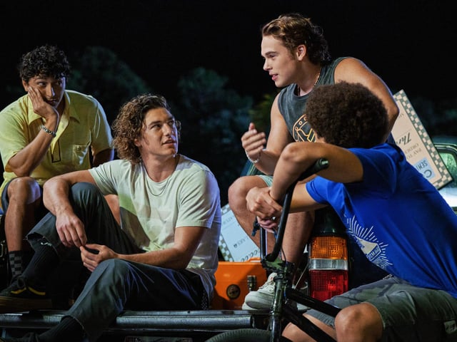 Along For The Ride sees insomniac Auden as they meet the mysterious Eli. The films sees the pair embark on nightly quests.