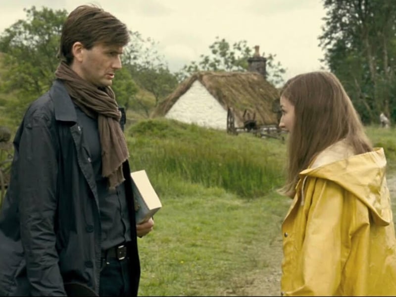 The Decoy Bride is made by Ecosse Films and written by Sally Phillips and Neil Jaworski, starring iconic Scottish talent such as David Tennant and Kelly Macdonald. It is set on the fictional island of Hegg in the Outer Hebrides of Scotland where a Hollywood actress wants to have her wedding in private, but after the media finds out about it she hires a local girl to pretend to be the bride in her place.