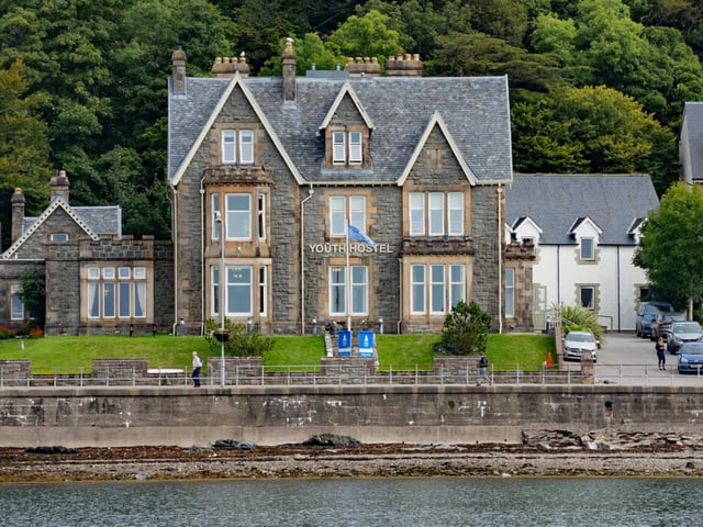 Oban Youth Hostel is a renovated Victorian building which provides a gateway to the Inner Hebrides. The youth hostel sits on a sea front location with views over the Firth of Lorne and to the Inner Hebrides. Oban Youth Hostel offers a choice of two buildings, consisting of the original Victorian building and modern lodge to the rear, both offering excellent budget accommodation. Oban Youth Hostel offers traditional multi-share accommodation and private rooms - all rooms both private and shared are en suite.