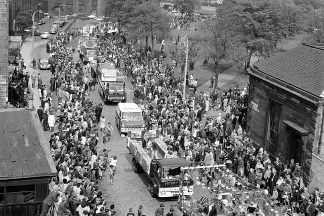 A view of the Leith Pageant passing by Leith Links, 1971  Pic: Joe Steele