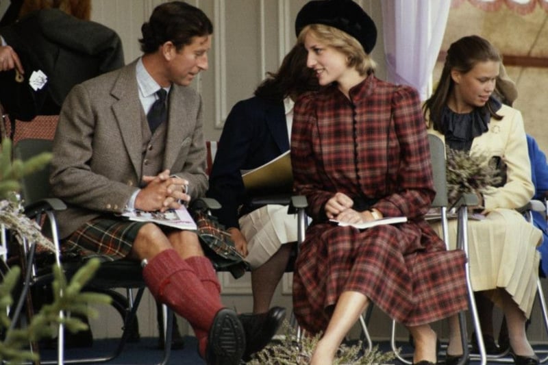 Diana Princess of Wales has her own Memorial Tartan, which is a pale blue and white design mated to heavily pronounced black and red grids. The “Princess Plaid” features the colours of the Union Jack and was created as a sympathetic tribute and variation of the Royal Stewart colours.