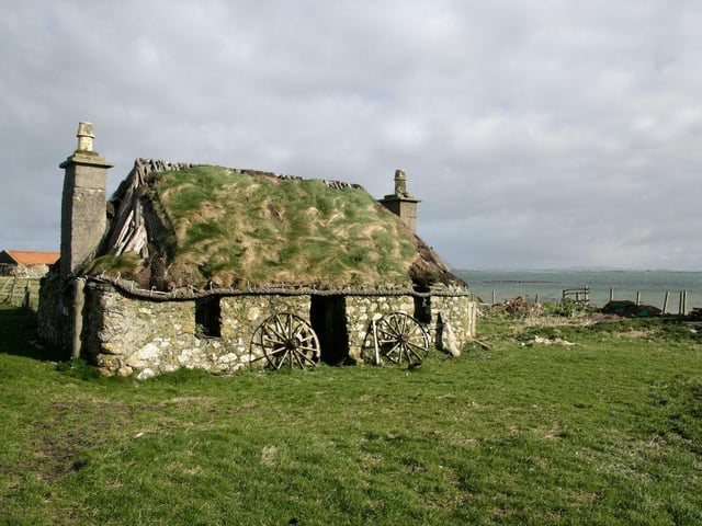 The second-largest island of the Outer Hebrides group, South Uist has an area of 32,026 hectares. Inhabited for thousands of years, it's the only place in the British Isles where prehistoric mummies have been found.