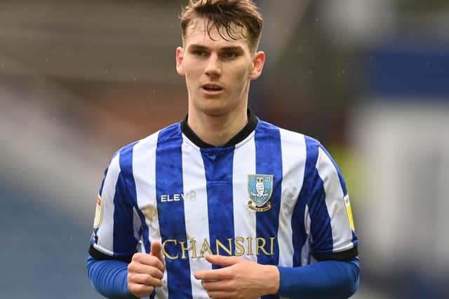 Liam Shaw of Sheffield Wednesday in action during the Sky Bet Championship match between Sheffield Wednesday and Birmingham City at Hillsborough Stadium on February 20, 2021 in Sheffield, England. (Photo by Michael Regan/Getty Images)