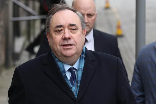 Civil servants have been accused of "amnesia" when giving evidence to the Alex Salmond inquiry.