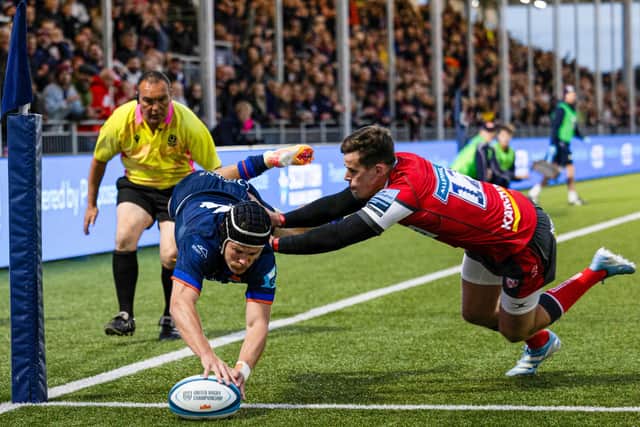 Edinburgh's Darcy Graham scores against Gloucester at Hive Stadium on his return to action after eight months out. (Photo by Ross Parker / SNS Group)