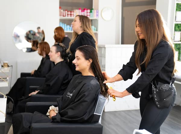 Cheveux Salon