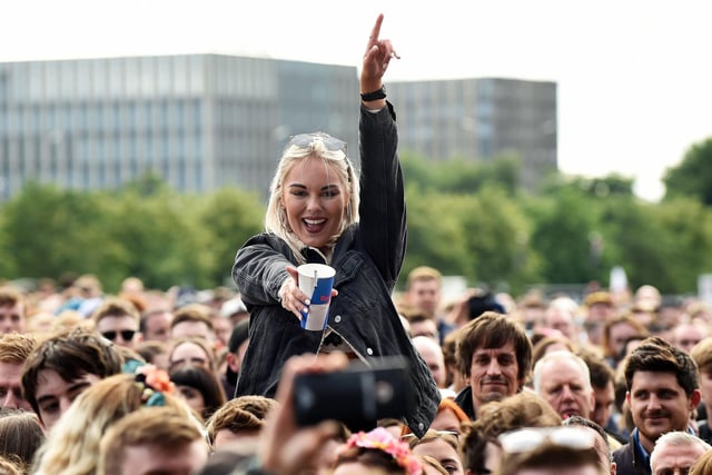 Music fans gather to listen as London Grammar performs on the main stage (Photo:ANDY BUCHANAN/AFP via Getty Images)