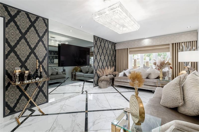 Sitting room.