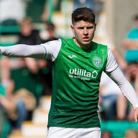 Hibs striker Kevin Nisbet is in talks over a new deal at Easter Road. Picture: SNS