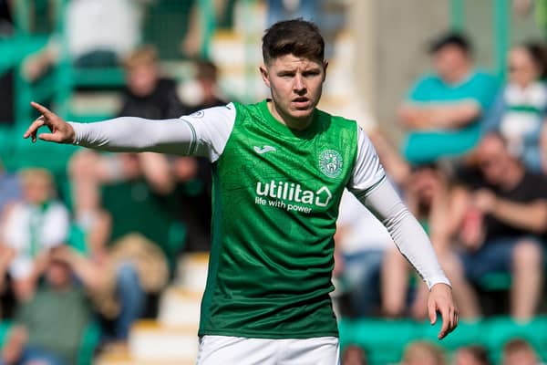 Hibs striker Kevin Nisbet is in talks over a new deal at Easter Road. Picture: SNS