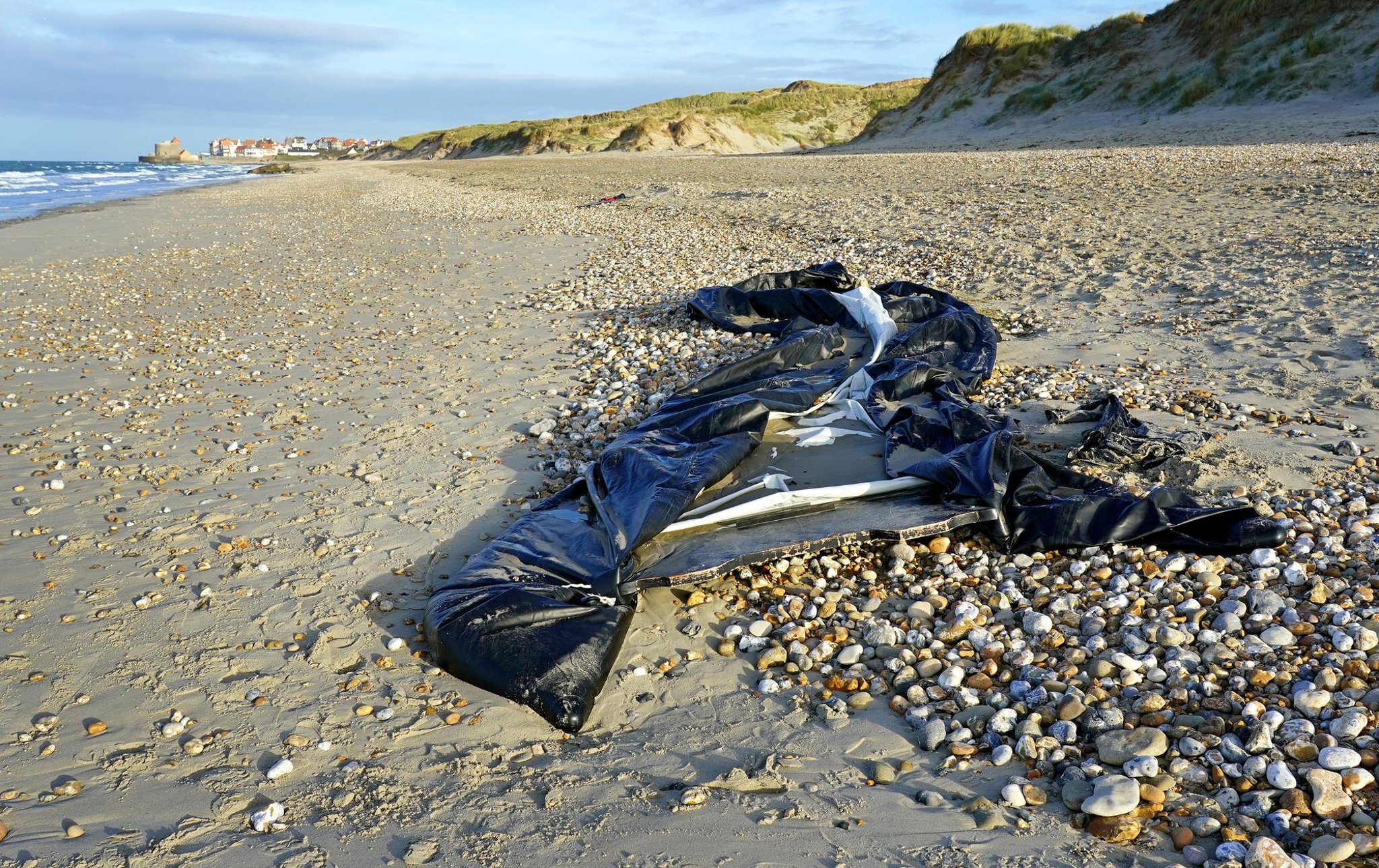 English Channel: Migrants die after boat capsizes | The Scotsman