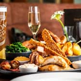 Signature Sunday Sharer