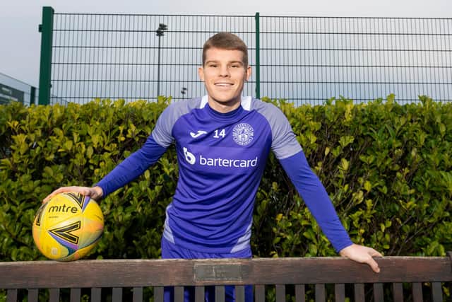 Chris Mueller is looking forward to making his long-awaited Hibs debut.  (Photo by Mark Scates / SNS Group)