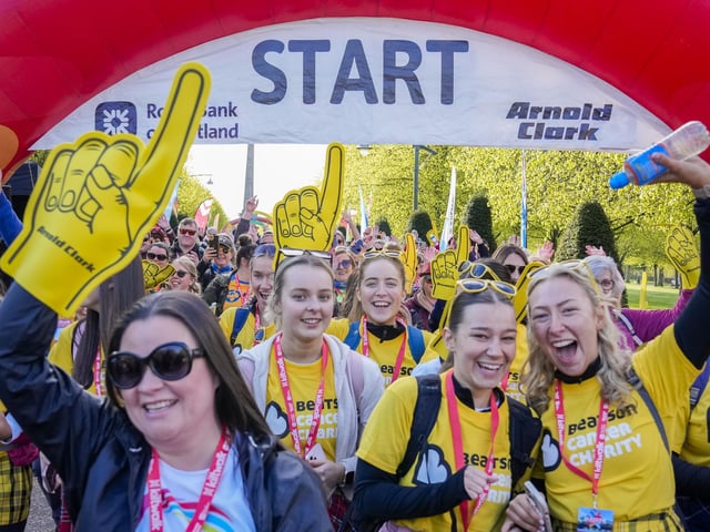 A giant thumbs-up as walkers get underway.