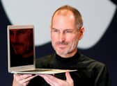 "Shockingly convincing" podcast brings Steve Jobs back to life using Artificial Intelligence.