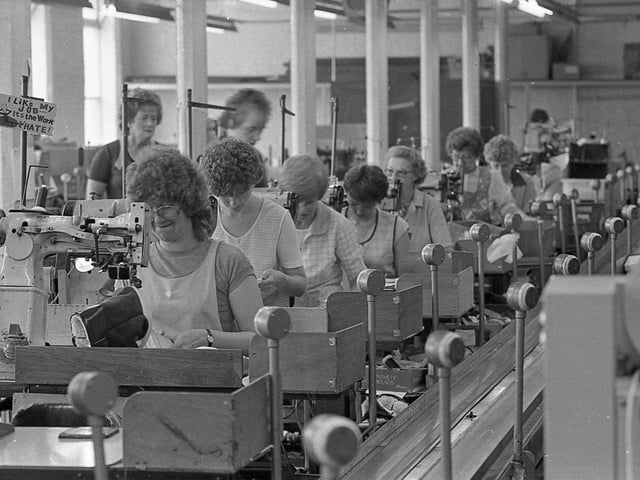 During the eighties the factory could produce hundreds of pairs of shoes per day.