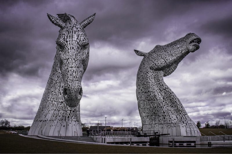 Located close to Falkirk at The Helix Ecopark, the sculpture depicts two horse heads. These are said to represent Scottish mythological creatures that would haunt rivers in the shape of a horse, luring unsuspecting victims to ride them before being drowned.