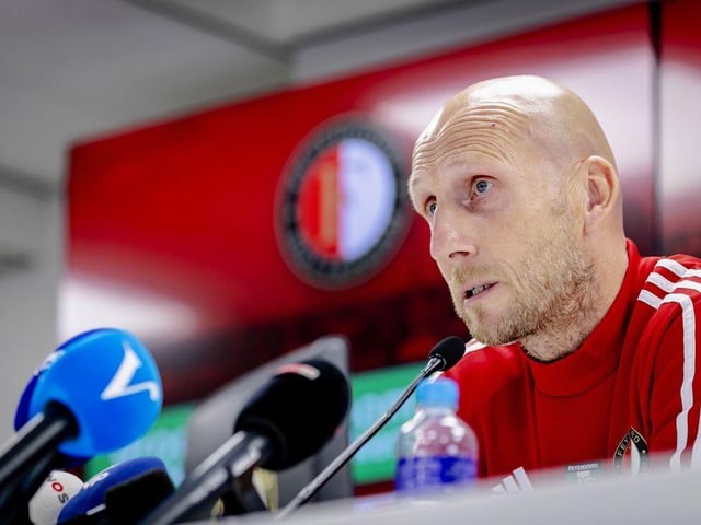 Jaap Stam has had a hit and miss career so far in management. His first job at Reading almost yielded a promotion to the Premier League, while he also did a steady job with both FC Zwolle and Feyernoord. However, he surprisingly struggled in America with FC Cincinnati, where he left in September 2021. However, despite his ill-fated MLS spell, his reputation as a head coach with potential is still intact. Could it be gamble that pays off?