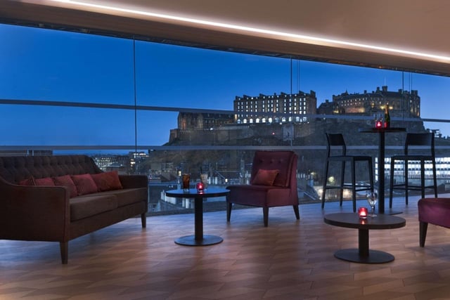 The SKYBar in Bread Street offers the perfect view of Edinburgh Castle. Part of the Double Tree by Hilton Hotel, SKYBar is rated as one of Edinburgh's best rooftop bars.