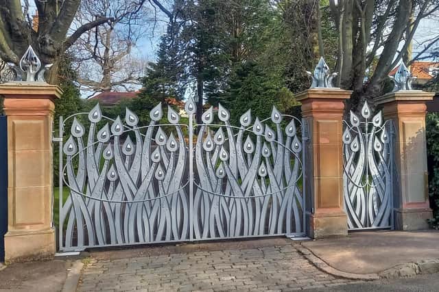 Borders-based Jim Whitson, the Blazing Blacksmith, has won a prestigious industry prize - the Tonypandy Cup - for magnificent gates he created for a property in Edinburgh's Barnton area