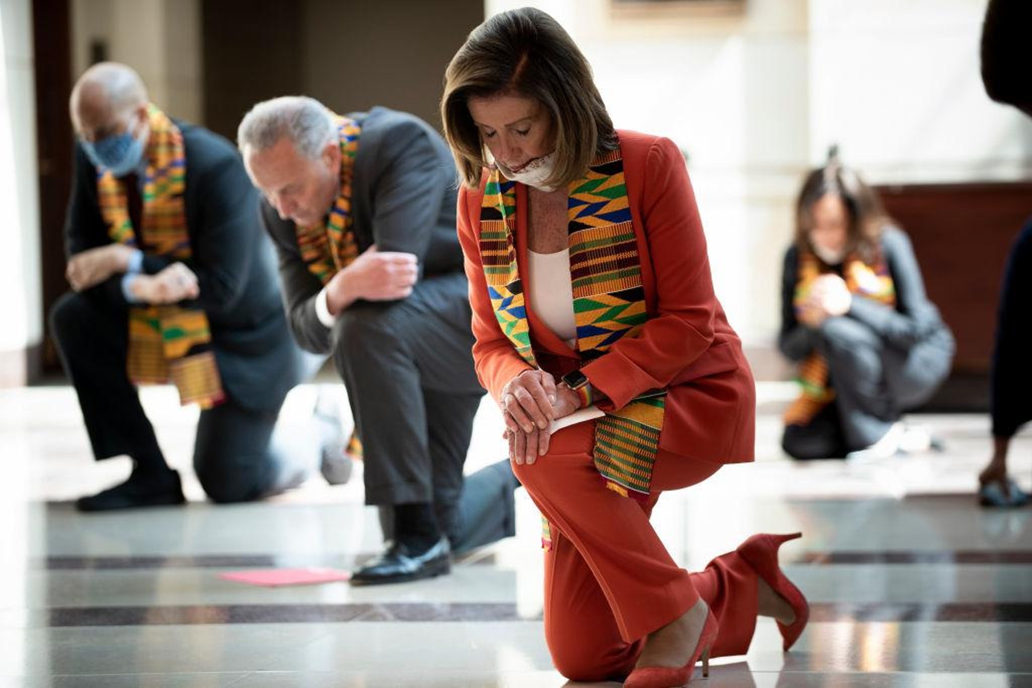 What Does Take The Knee Mean How People Are Using The Gesture To Show Solidarity With Black Lives Matter The Scotsman