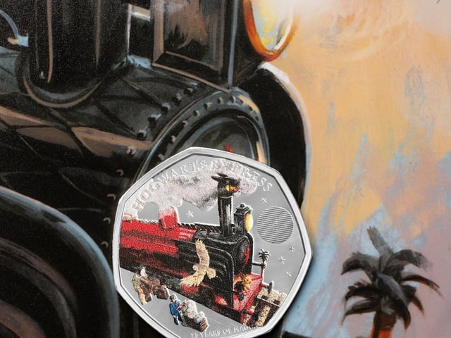 As well as the Hogwarts Express, coins in the collection feature Harry Potter, Professor Dumbledore and Hogwarts School of Witchcraft and Wizardry on their own individual coin.