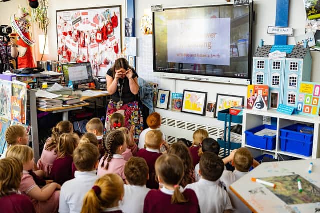 Students enjoying an art class using The Superpower of Looking