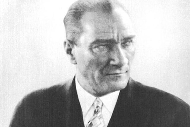 "Men, I am not ordering you to attack. I am ordering you to die." Mustafa Kemal Atatürk, in command to the 57th Infantry Regiment at the Battle of Gallipoli, gave this order in 1915.