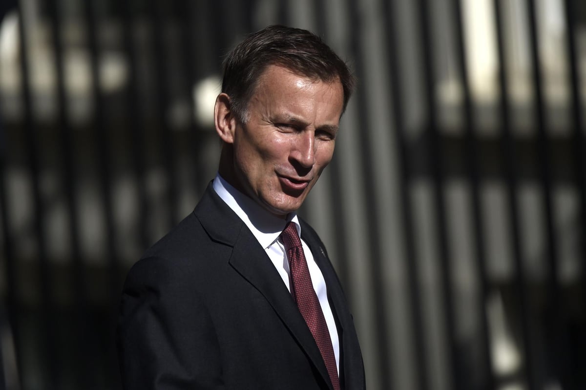 Who could replace Boris Johnson as Prime Minister if he loses no-confidence vote?