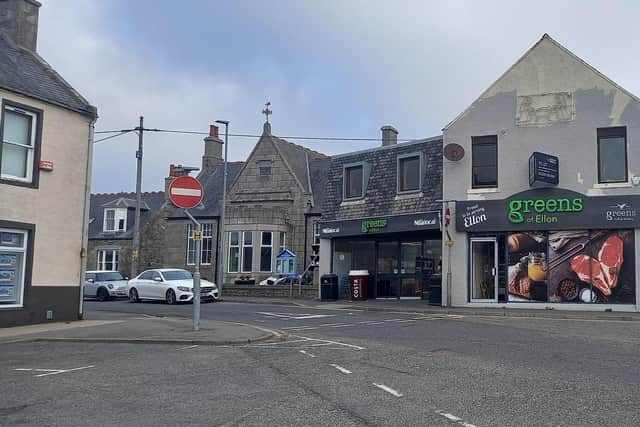Part of the Greens of Ellon shop at The Square will be turned into a fast food outlet.